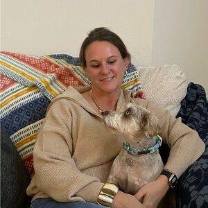 Meet your Posher, Lisa